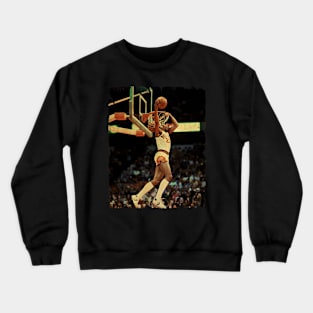 Larry Nance - Vintage Design Of Basketball Crewneck Sweatshirt